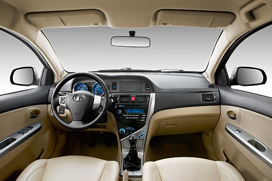 2013款长城C30上市 售6.45万元起