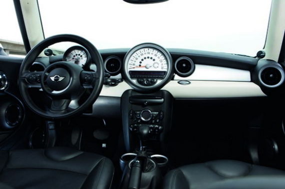 MINI COOPER 