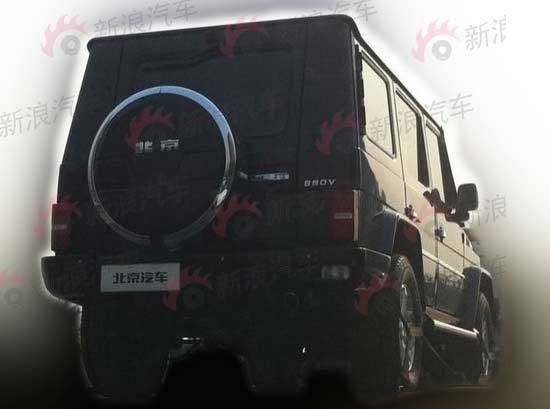 北汽B80越野车车尾