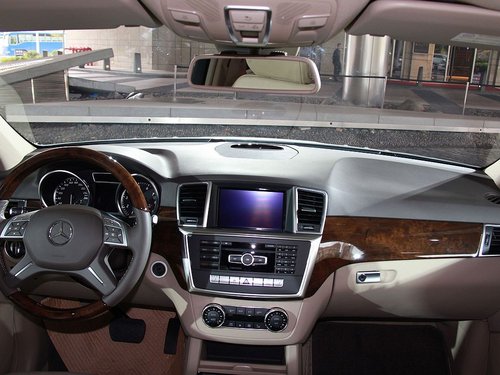 奔驰(进口)  ML 350 4MATIC