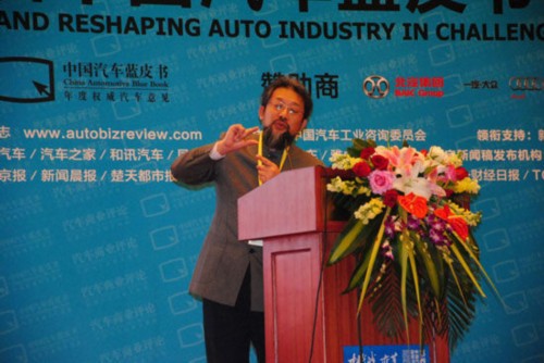 王健：中国校车核心问题不是标准而是缺钱