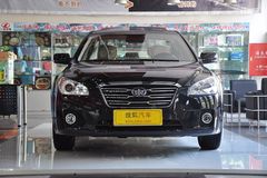 奔腾B501.6L 手自一体 尊贵型正前图片