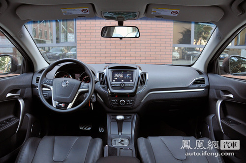 [凤凰测]MG5 1.5L自动领航 型格风向标(2)