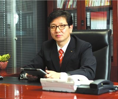 起亚中国总经理尹泽镐。 